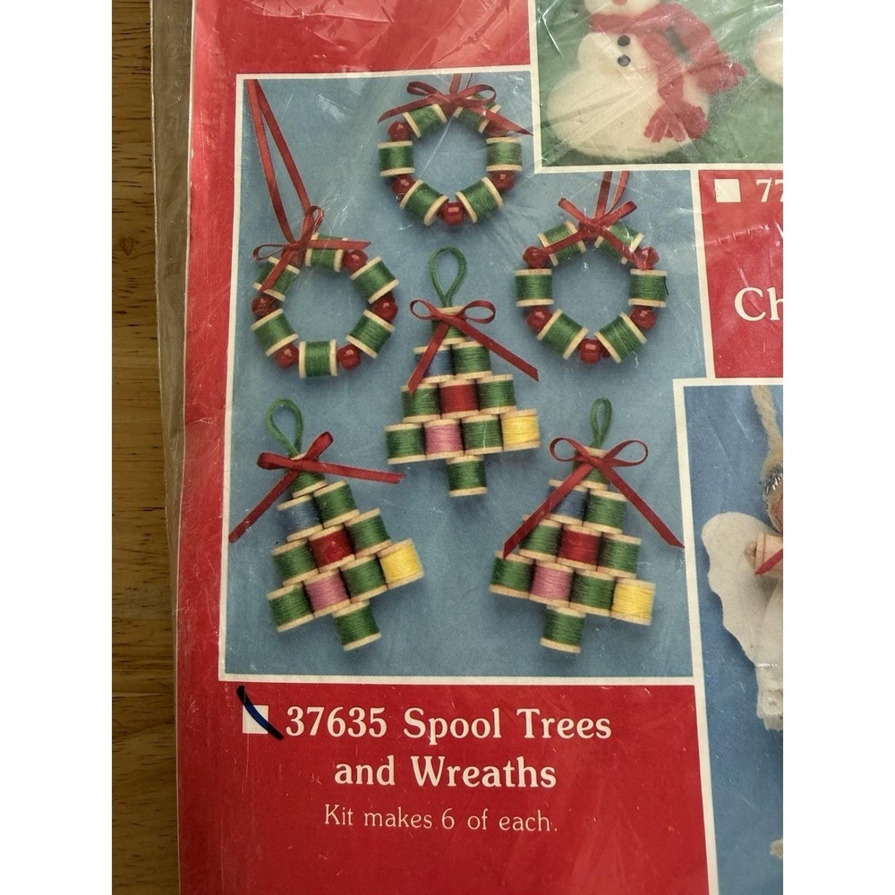 Mary Maxim Needlework & Crafts Spool Trees & Wreaths Ornament Kit Christmas NOS